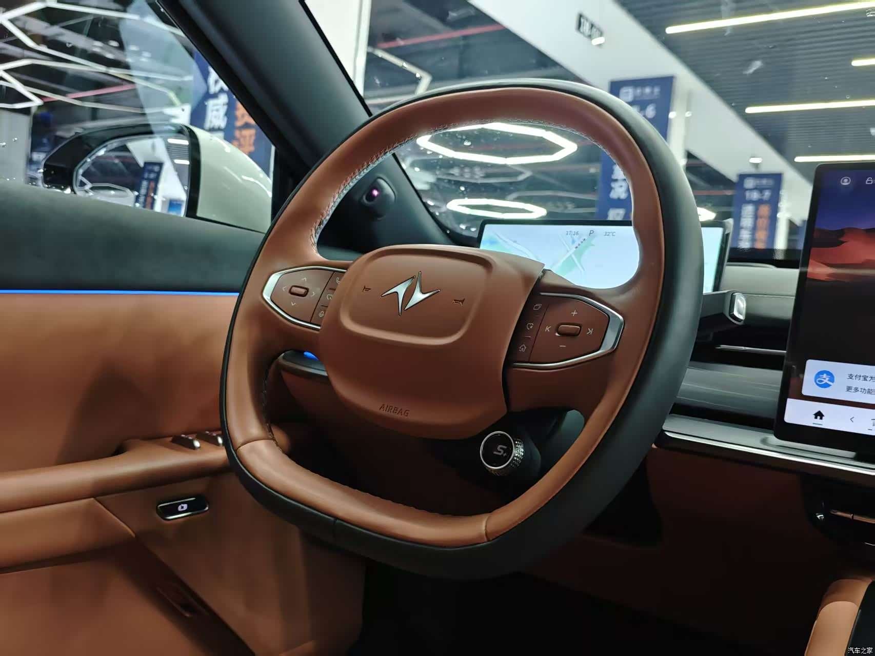 DongFeng eπ007, 2025 8
