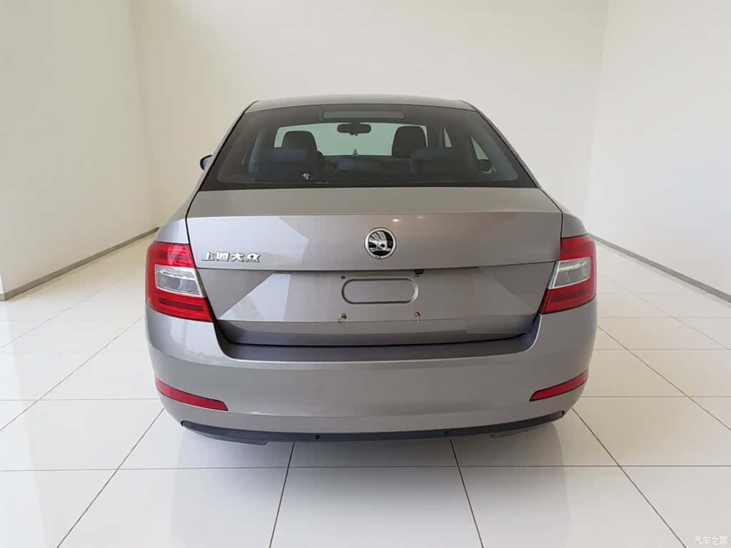 Skoda Octavia, 2015 10