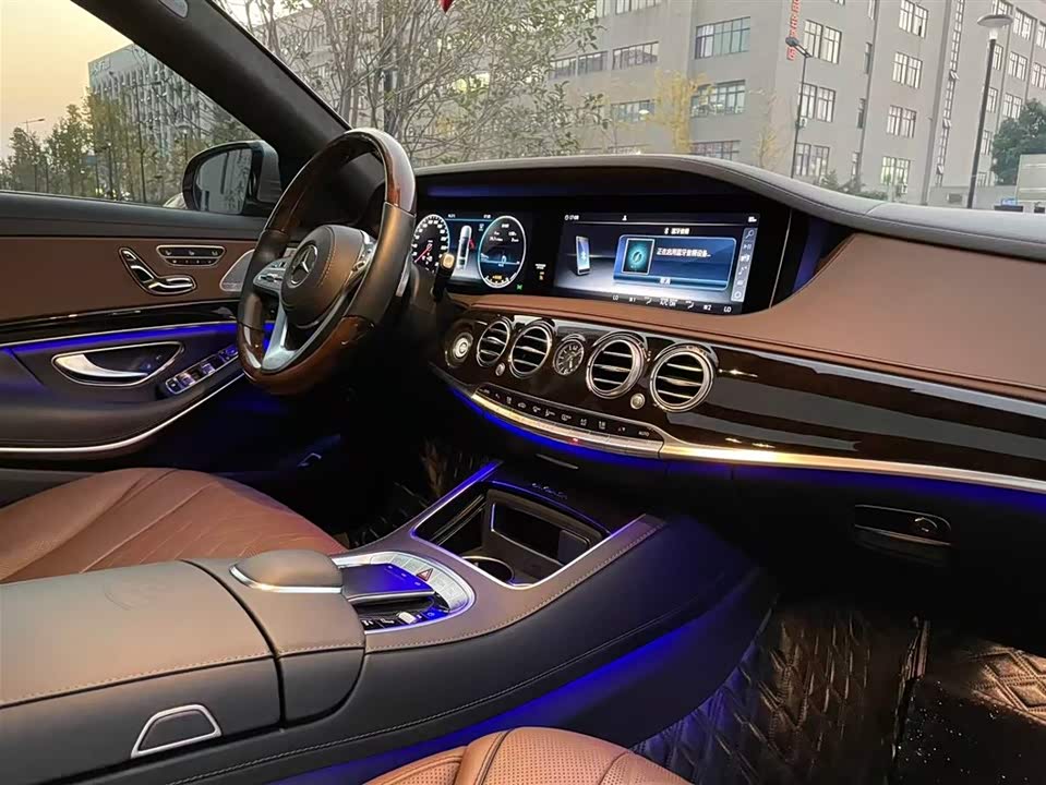 Mercedes-Benz Maybach S-class
