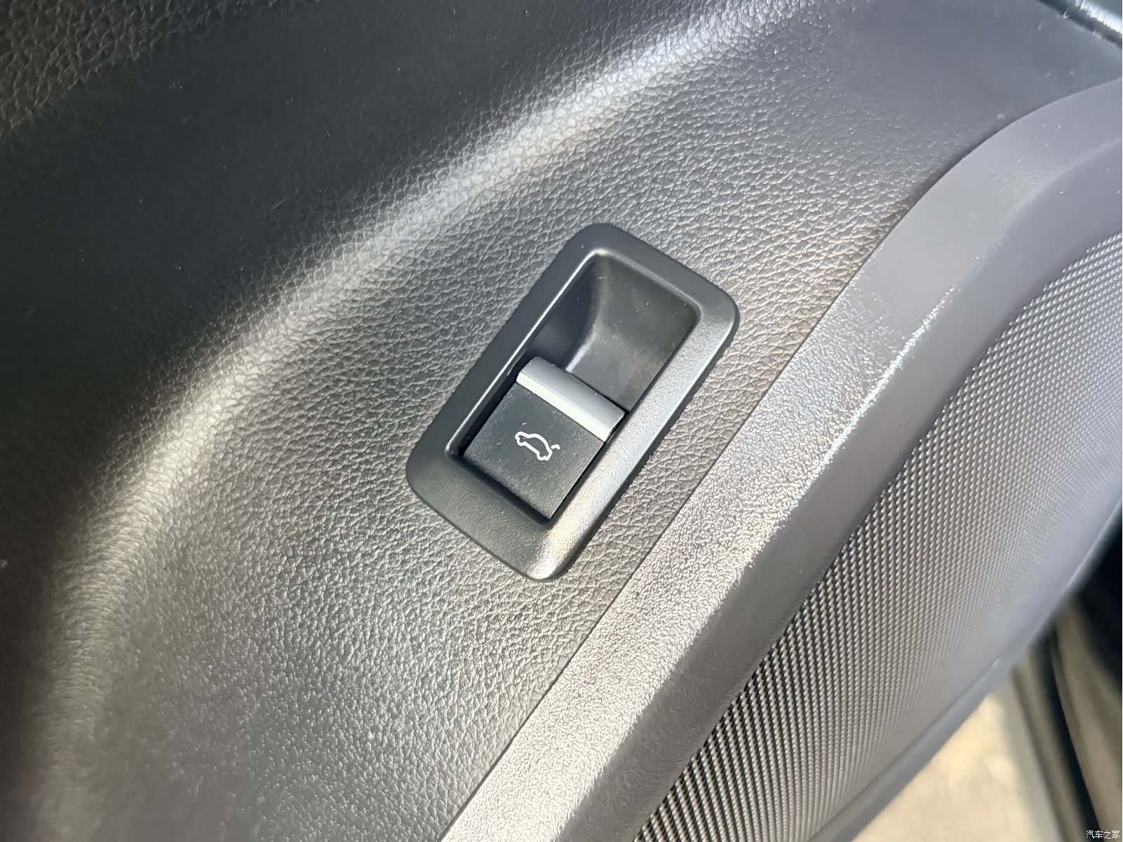 Audi Q5L, 2022 27