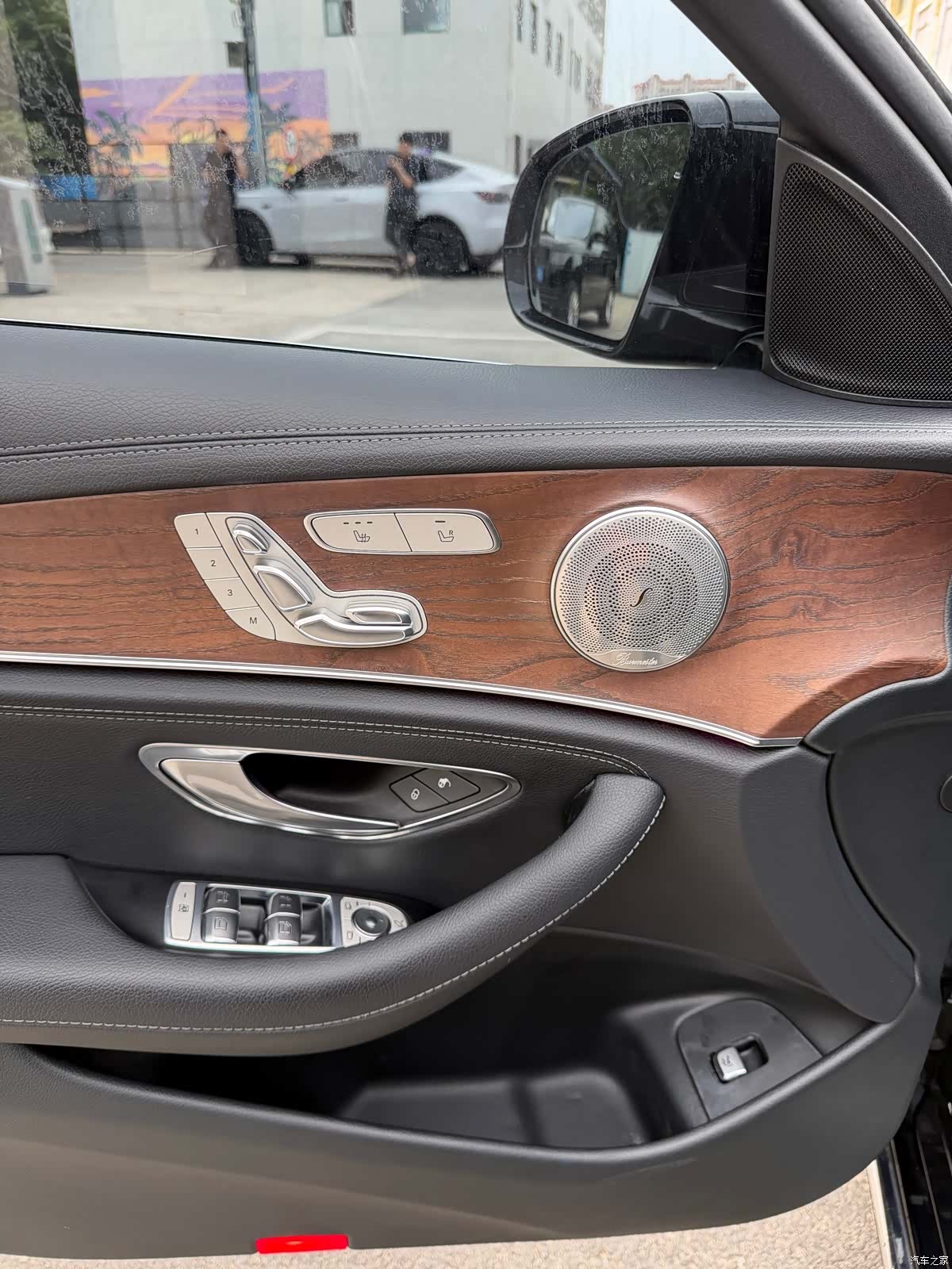 Mercedes-Benz E-Class, 2016 9
