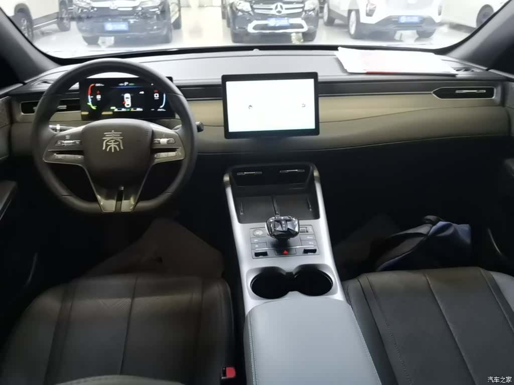 BYD Qin, 2025 10