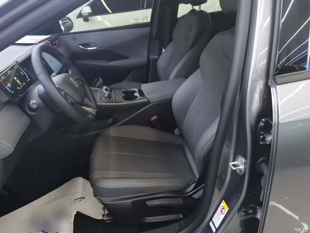 BYD Qin, 2025 15