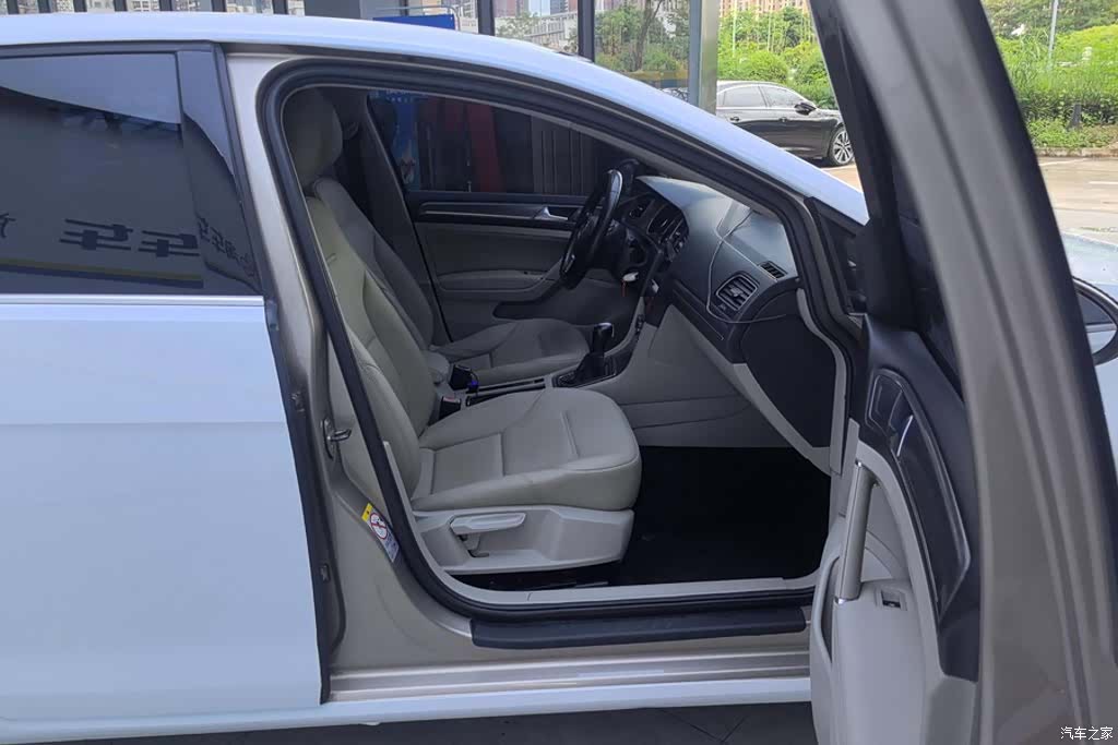 Volkswagen Golf, 2014 7