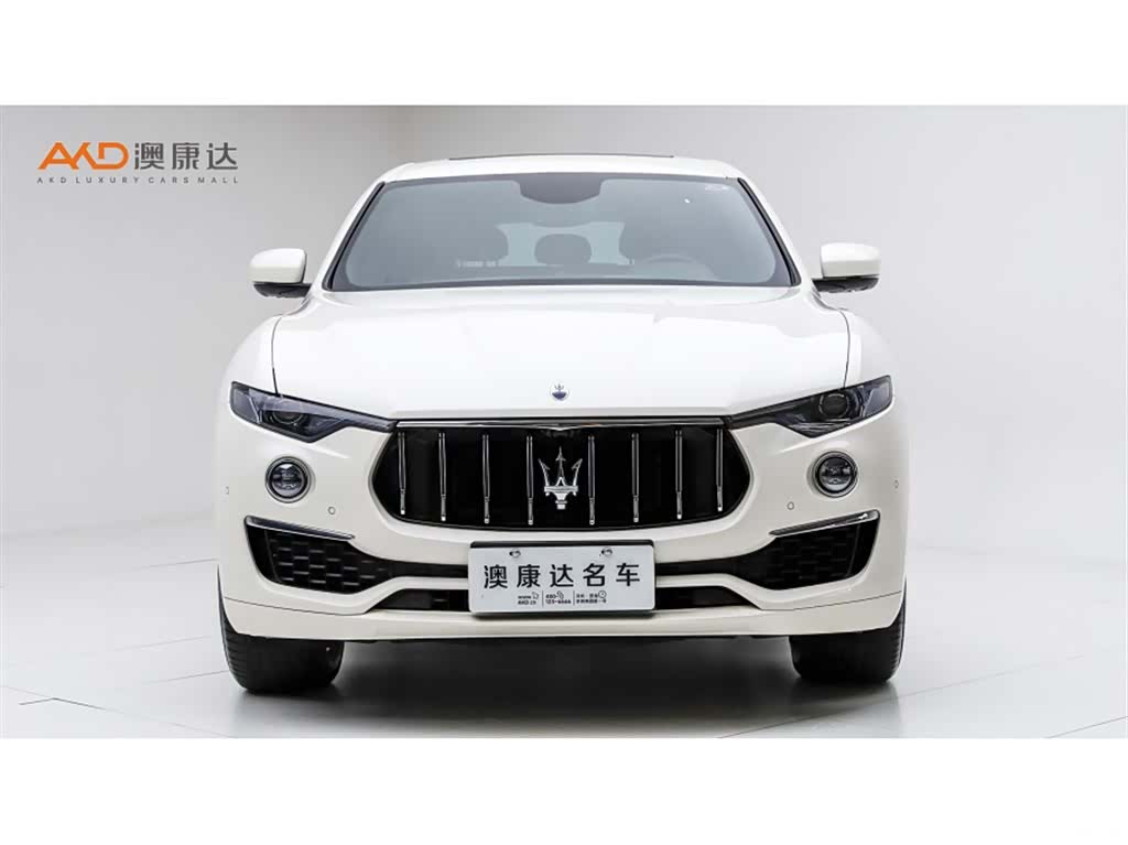 Maserati Levante, 2022 2