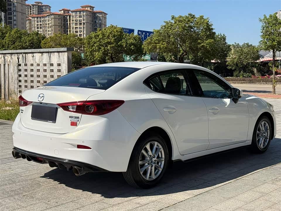 Mazda 3 Angkesaila