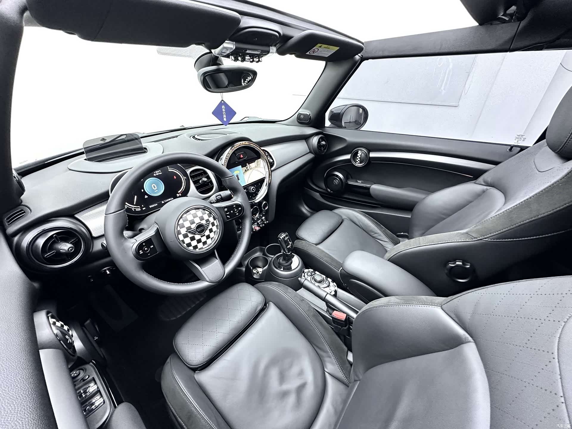 Mini Cooper, 2023 9