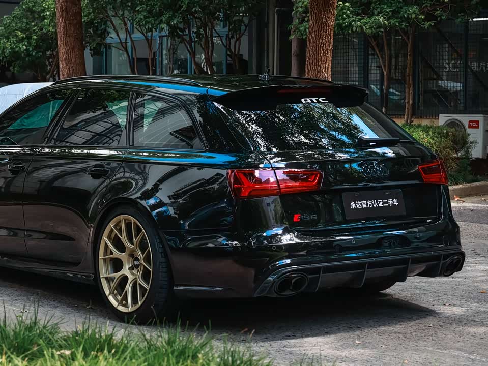 Audi RS 6 Audi RS 6
