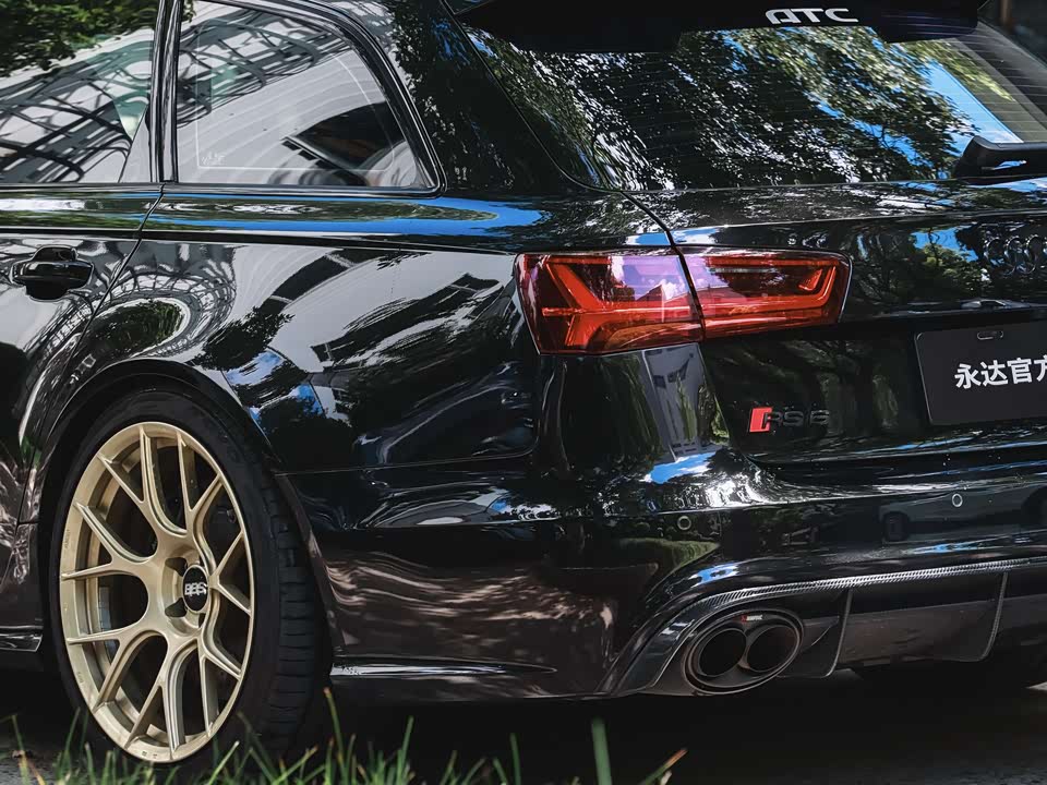 Audi RS 6 Audi RS 6