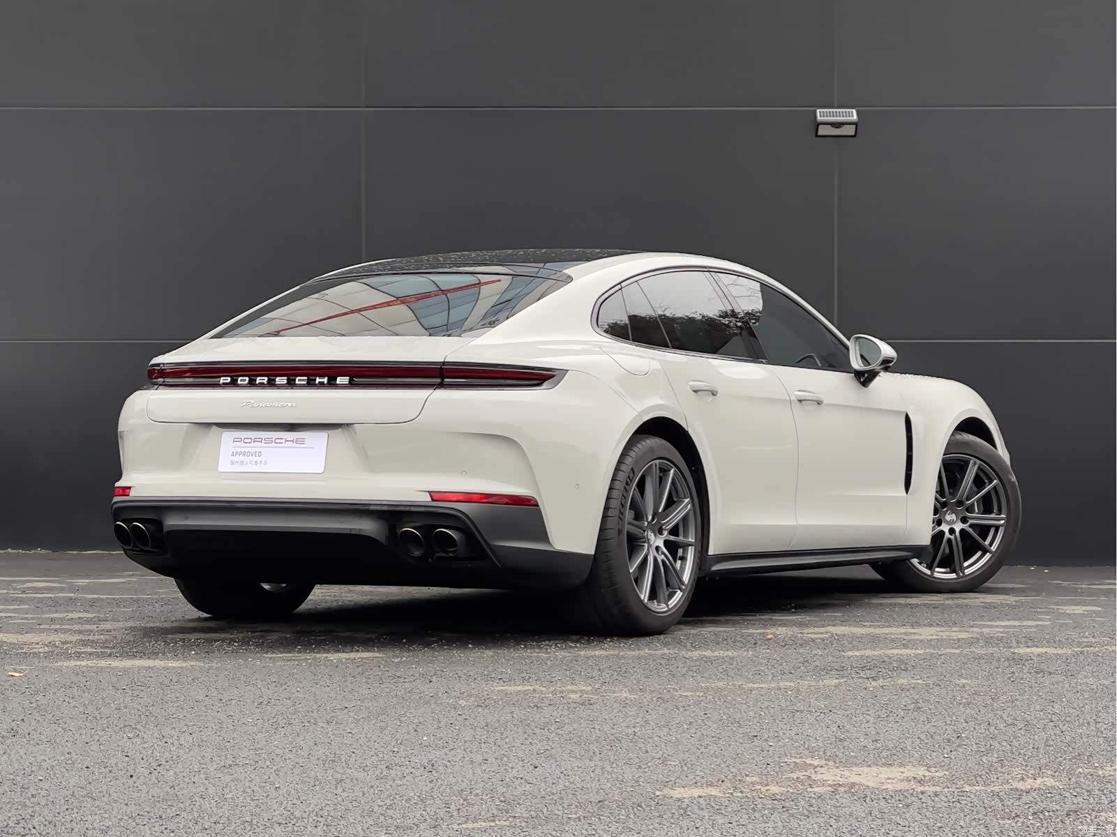 Porsche Panamera, 2026 2
