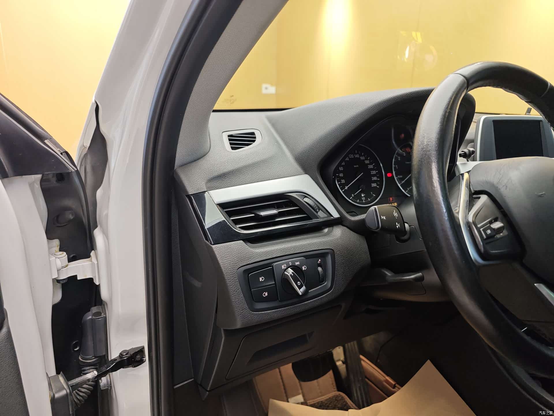 BMW X1, 2016 11