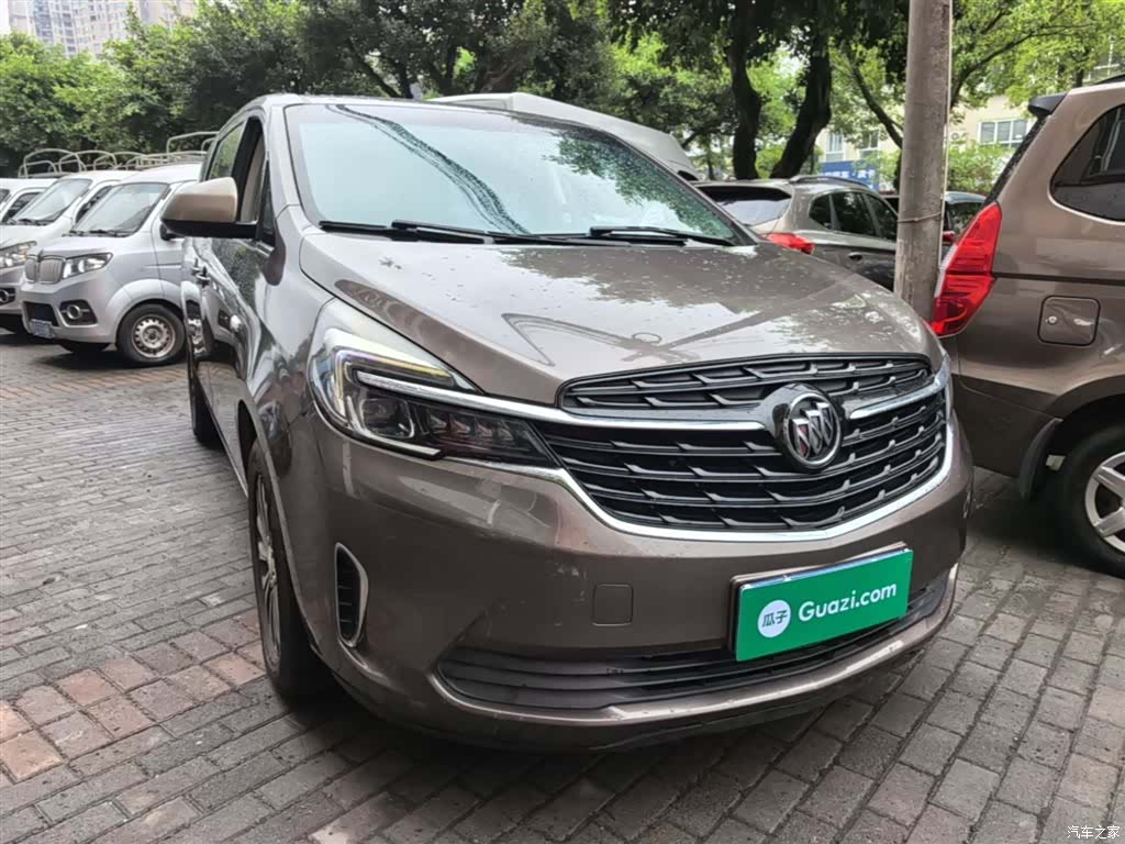 Buick GL8, 2021 4