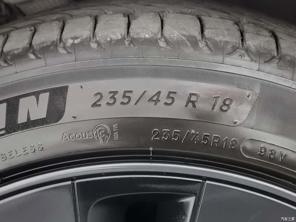 Tesla Model 3, 2024 24