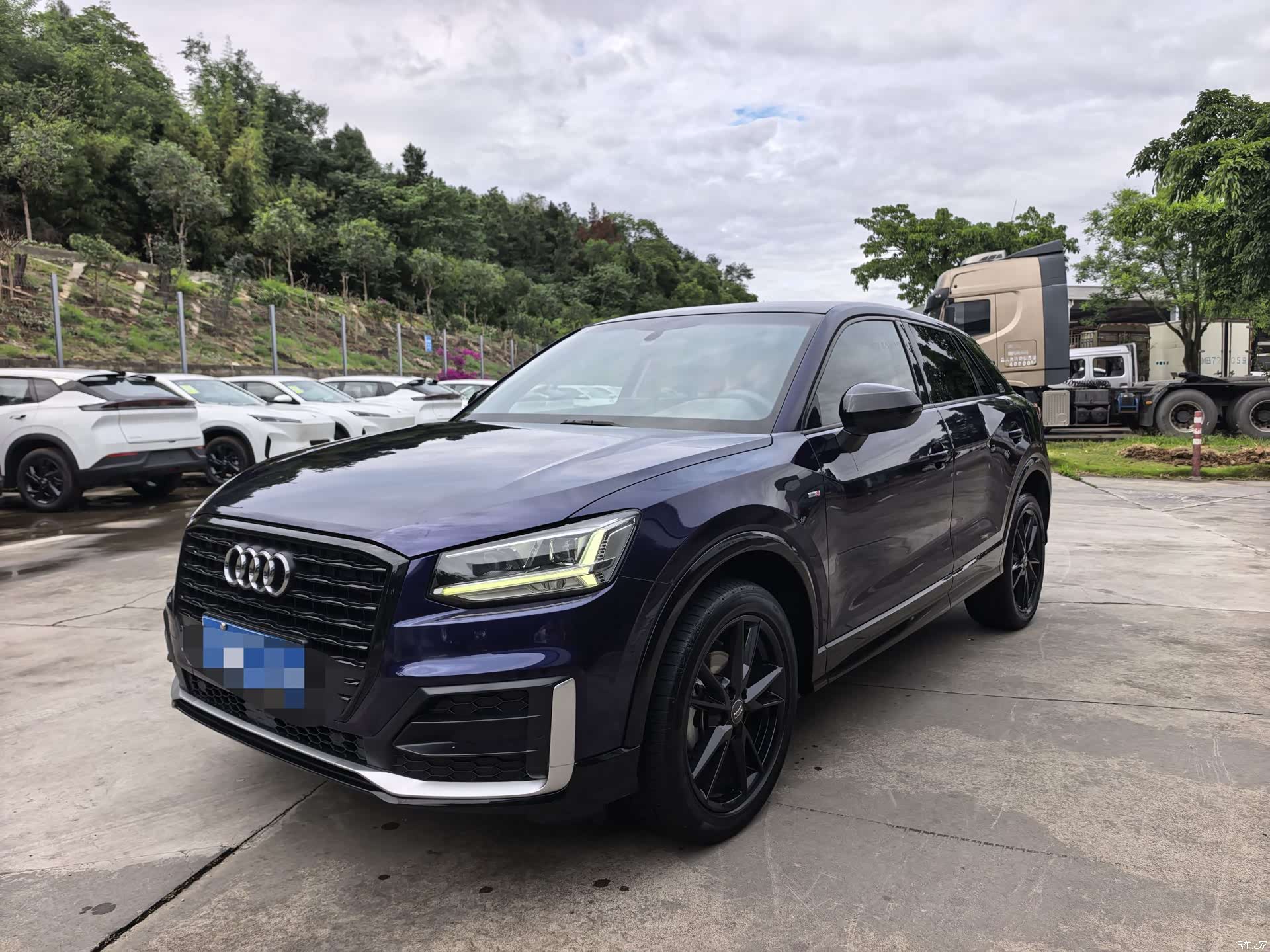 Audi Q2L, 2020 1