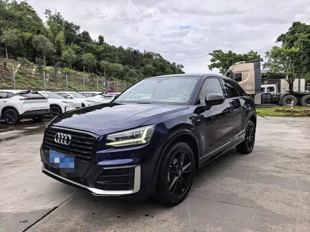 Audi Q2L 2020 — купить из Китая под заказ