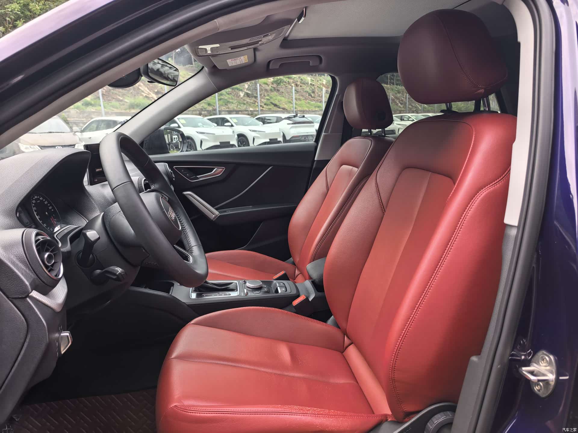 Audi Q2L, 2020 11