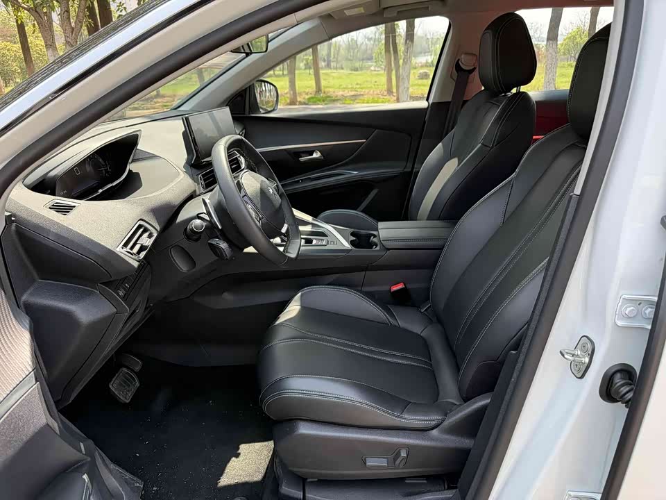 Peugeot 5008 Peugeot 5008
