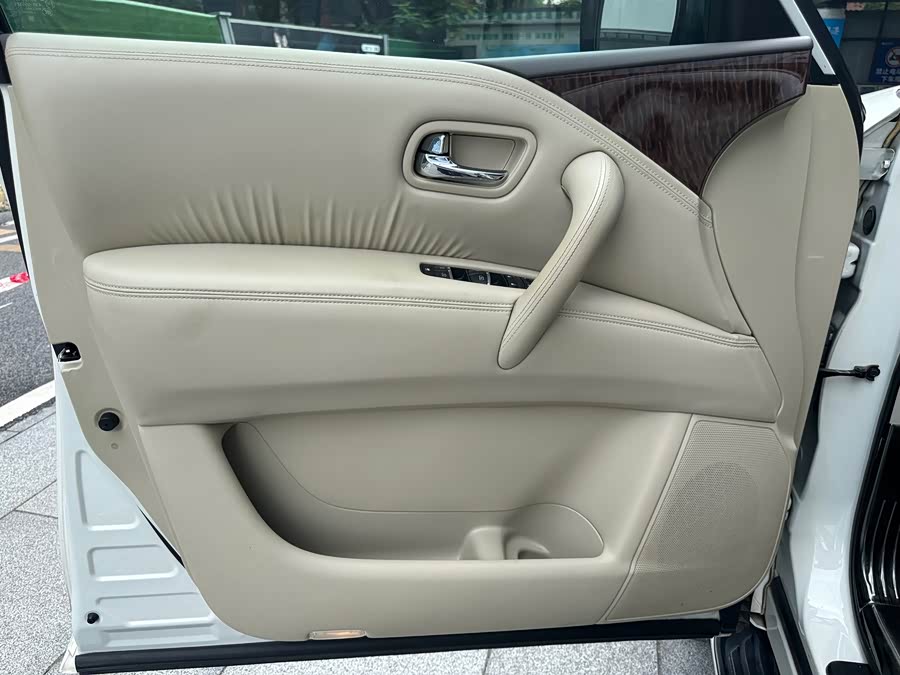 Nissan Terra 2018, фото 11