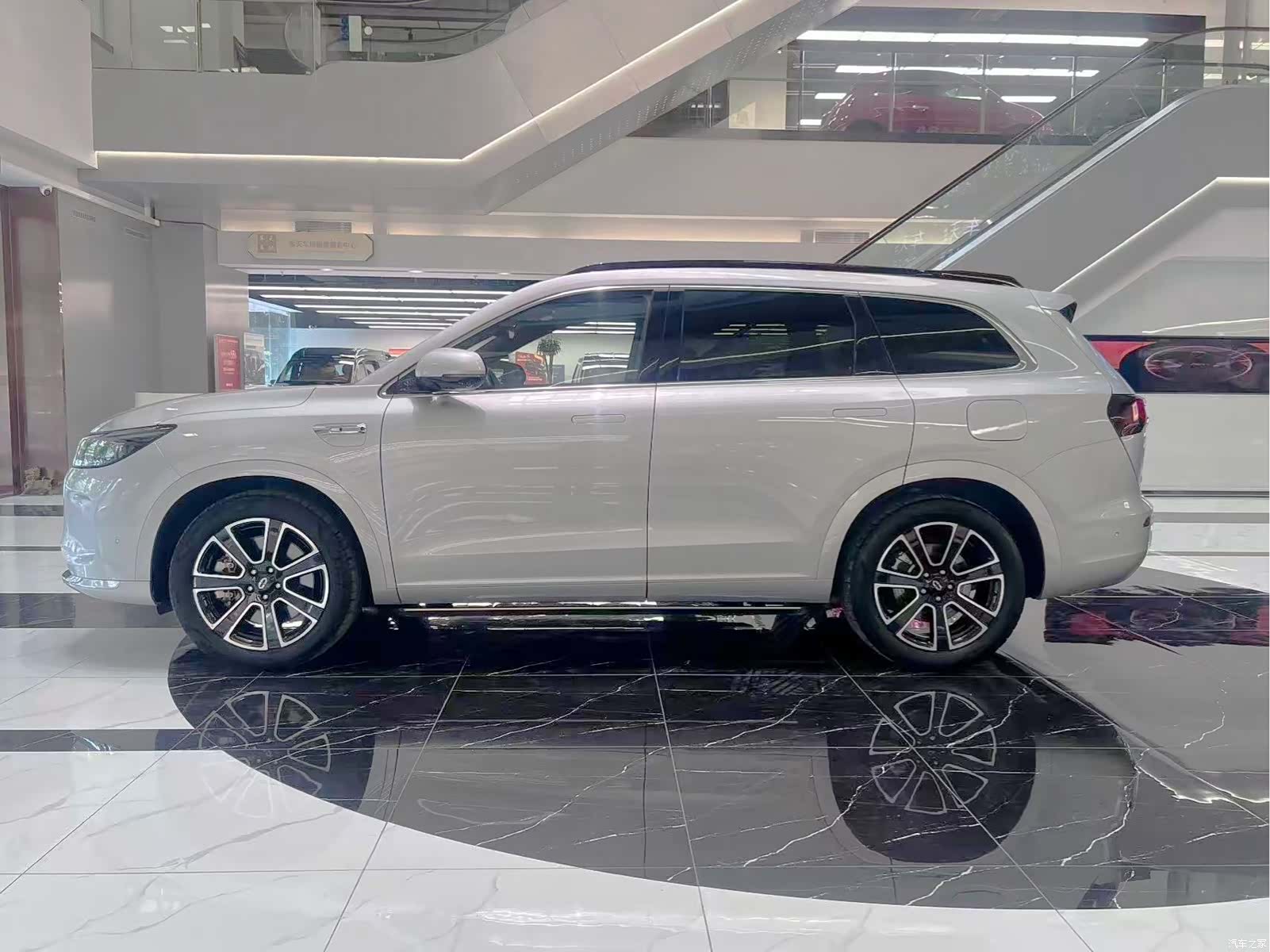 AITO M7, 2024 16