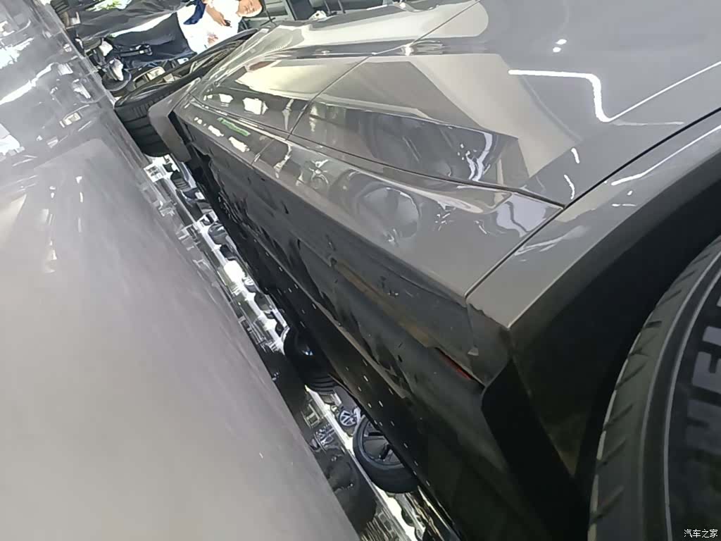 Li Auto L8, 2024 22