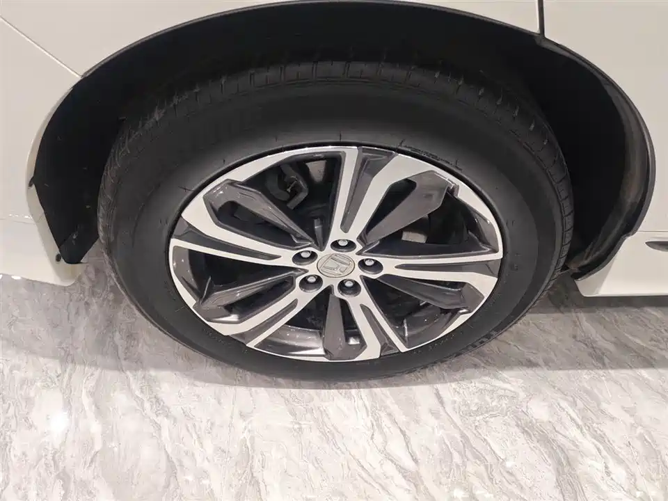 Honda UR-V Honda UR-V
