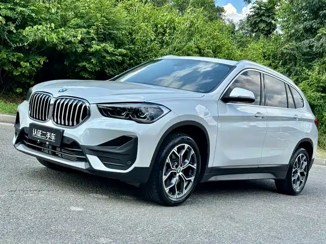 BMW X1 2021 — купить из Китая под заказ