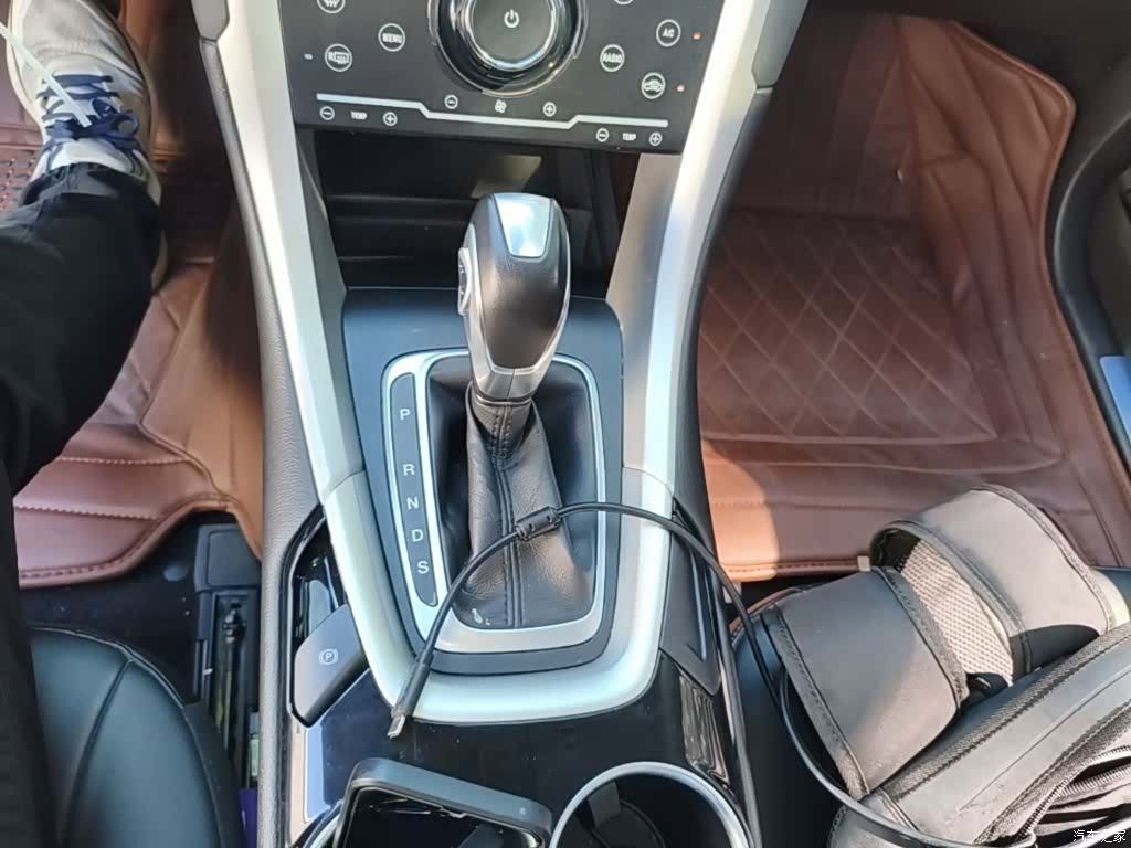 Ford Mondeo, 2016 14