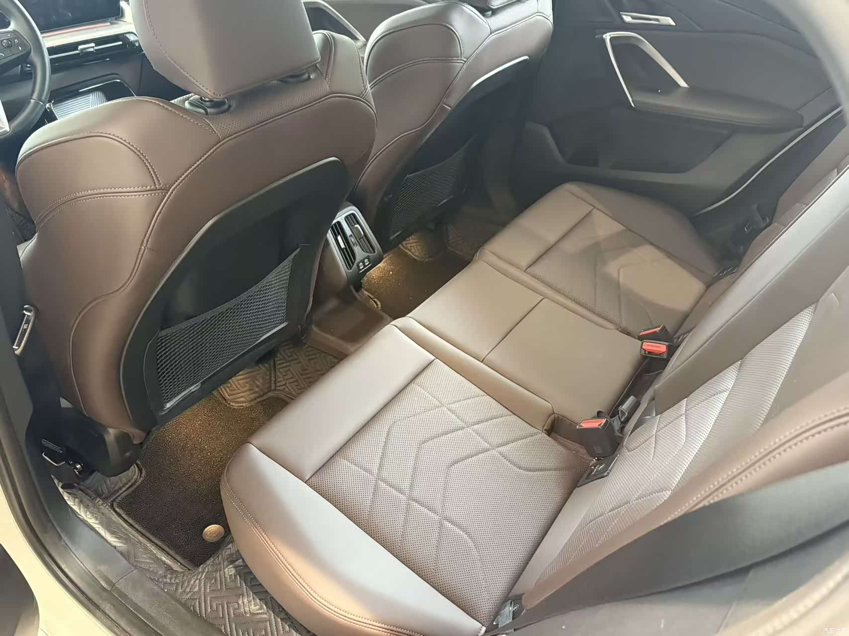 BMW X2, 2025 9