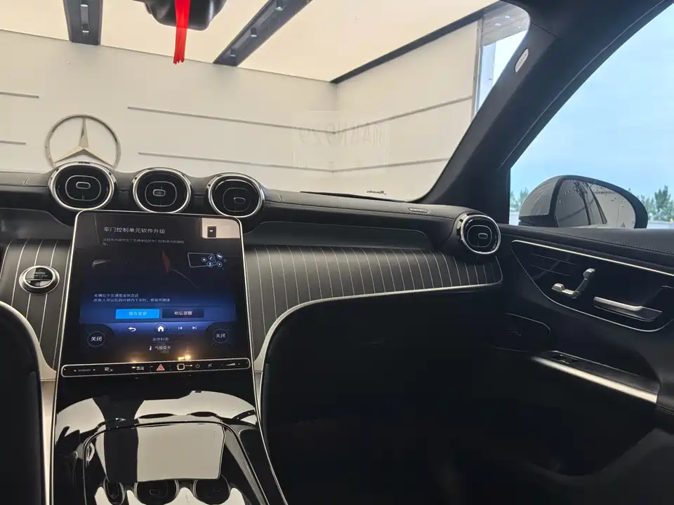 Mercedes-Benz GLC Mercedes-Benz GLC