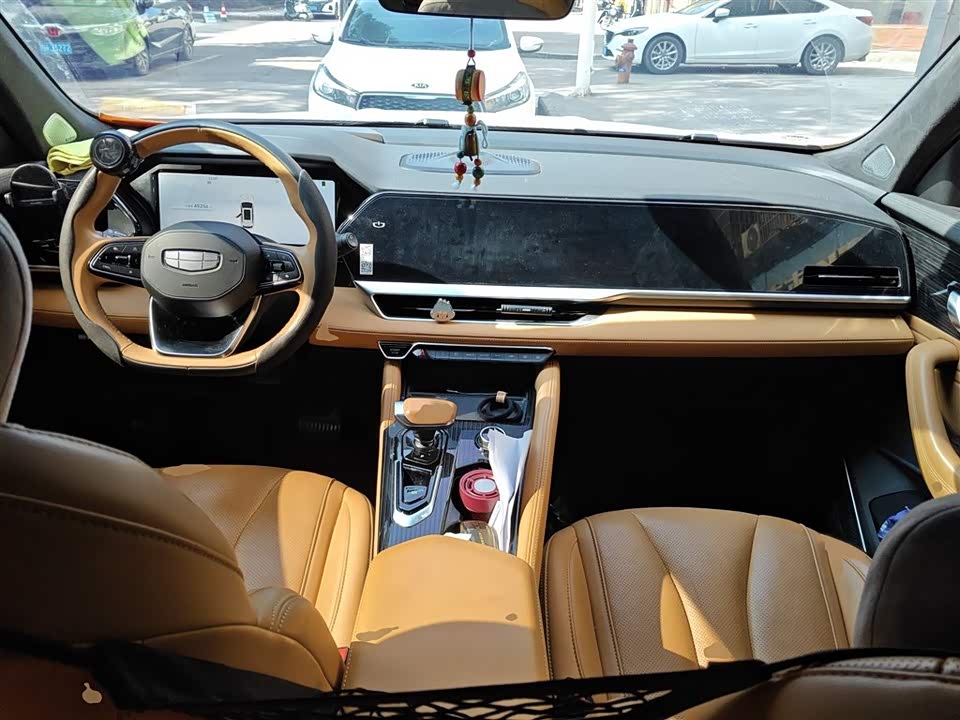 Geely Monjaro plug-in-hybrid