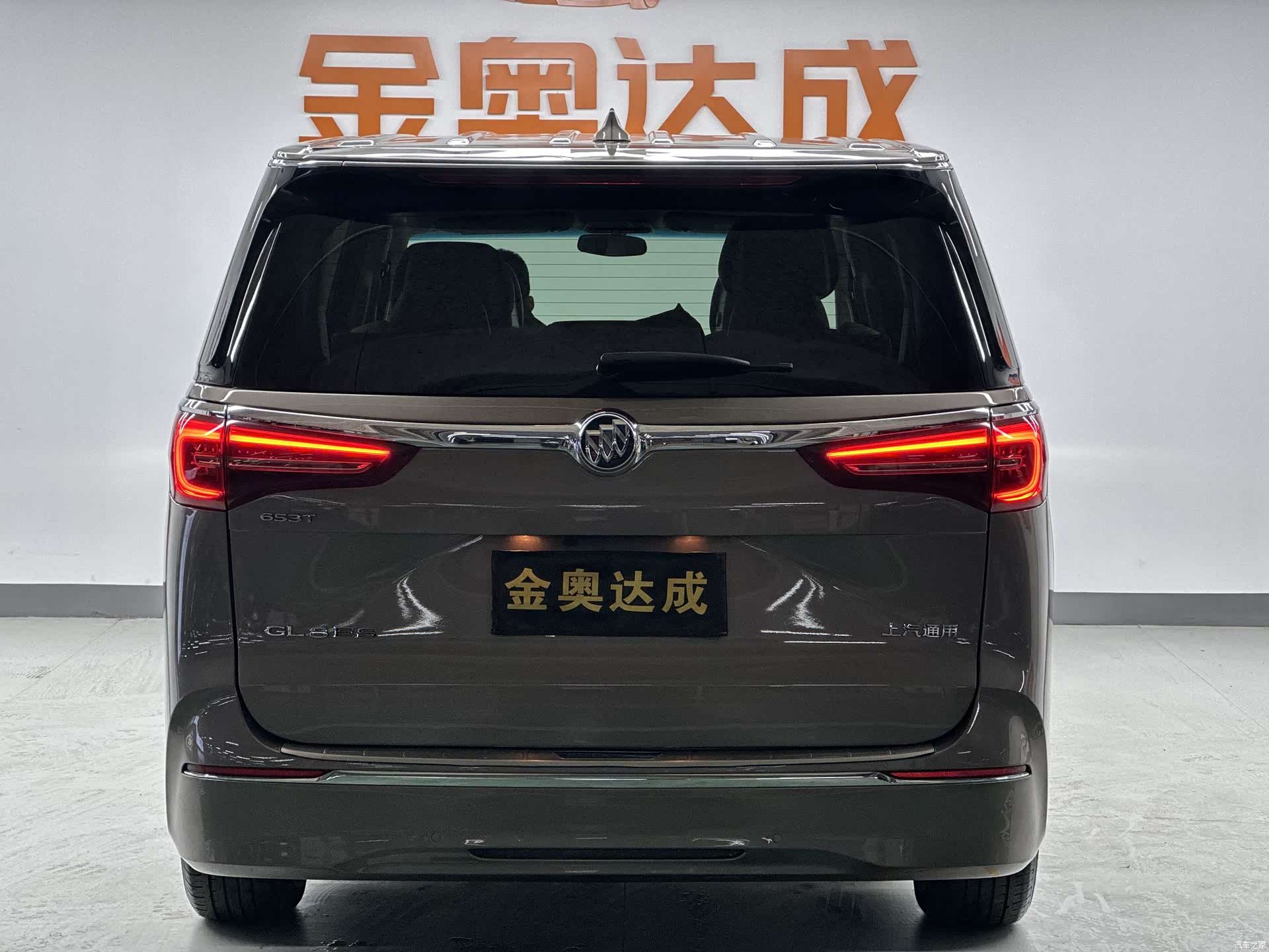Buick GL8, 2020 все фото
