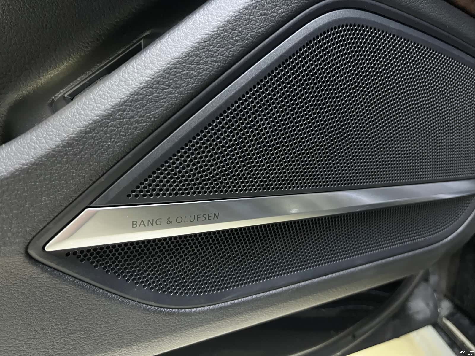 Audi A8L, 2022 17