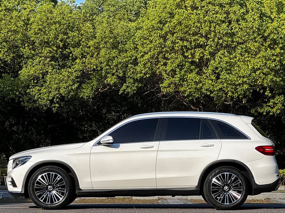 Mercedes-Benz GLC Mercedes-Benz GLC