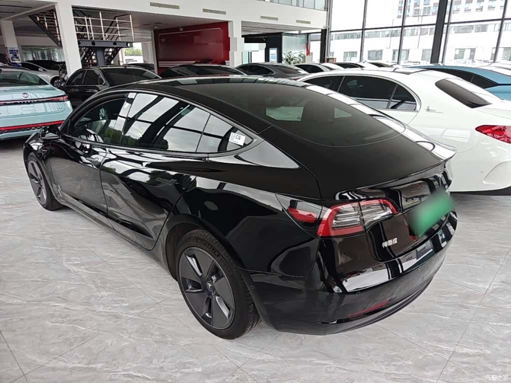 Tesla Model 3, 2023 все фото