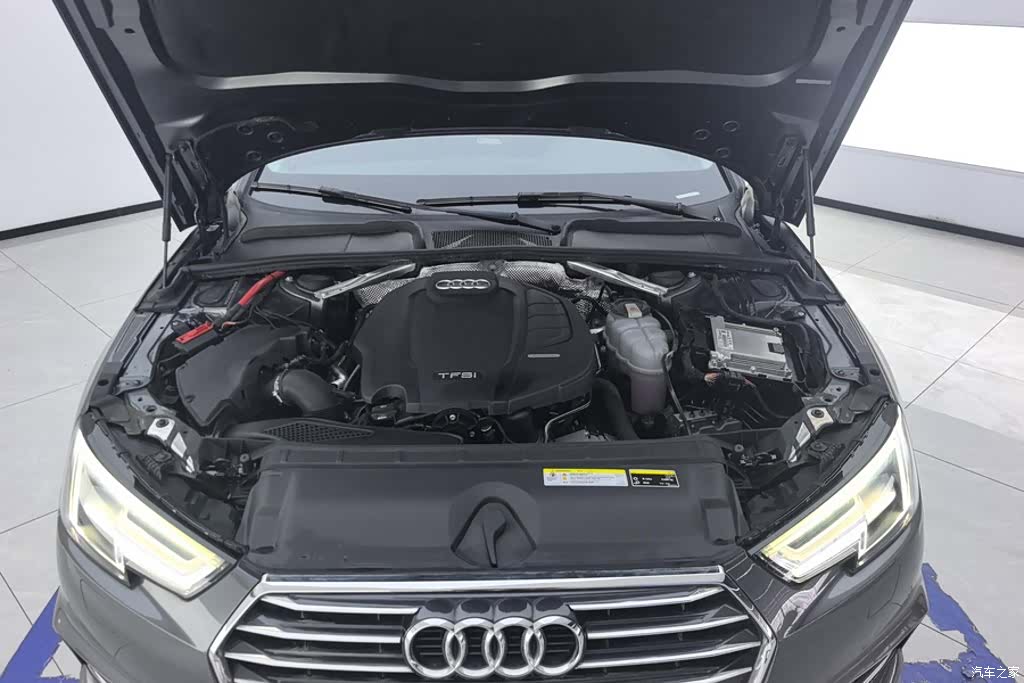 Audi A4L, 2019 10