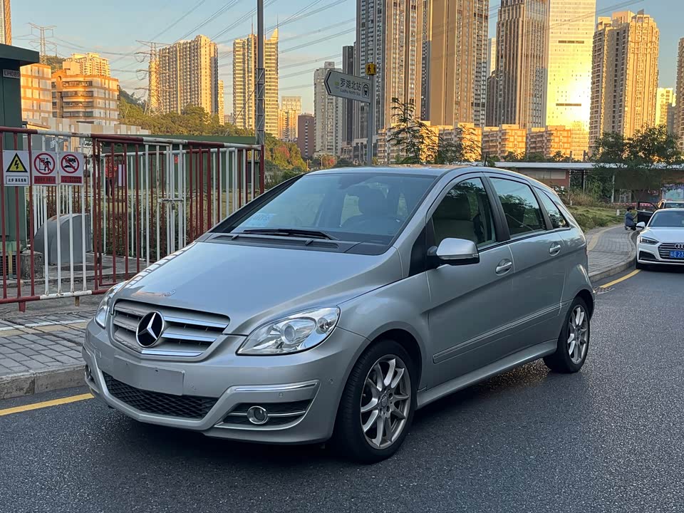 Mercedes-Benz Class B