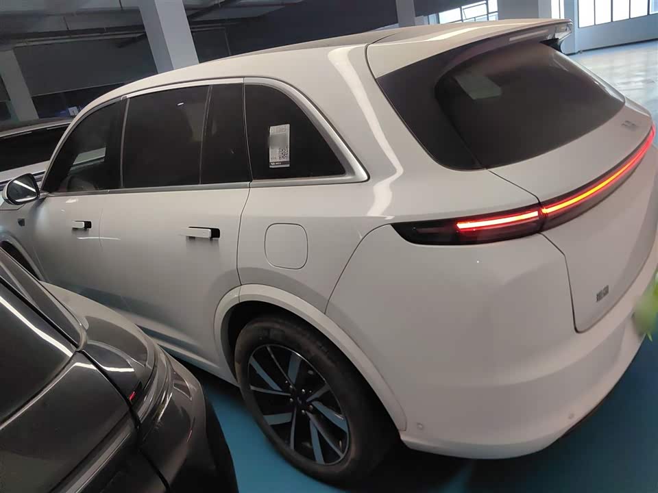 Li Auto Ideal L7