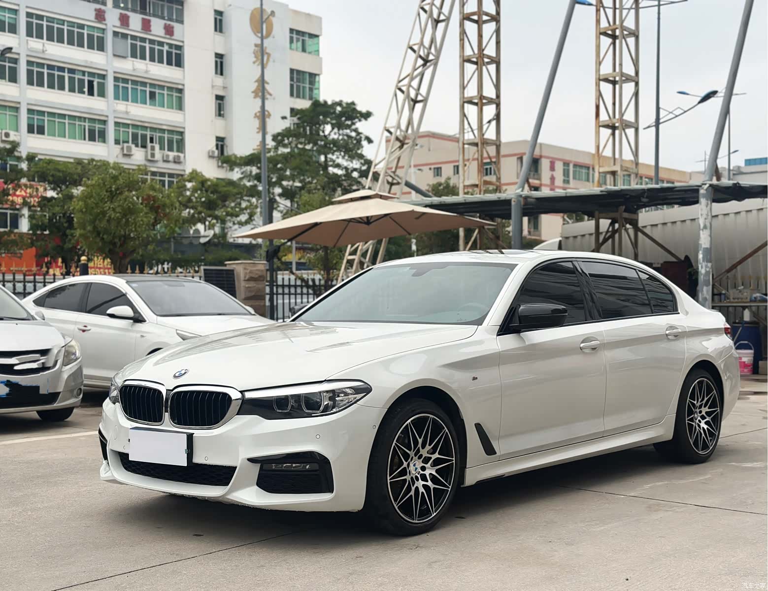 BMW 5 Series, 2019 1