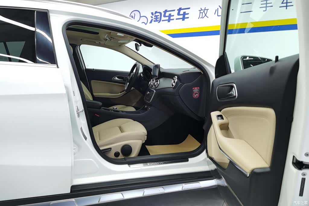 Mercedes-Benz GLA, 2016 8