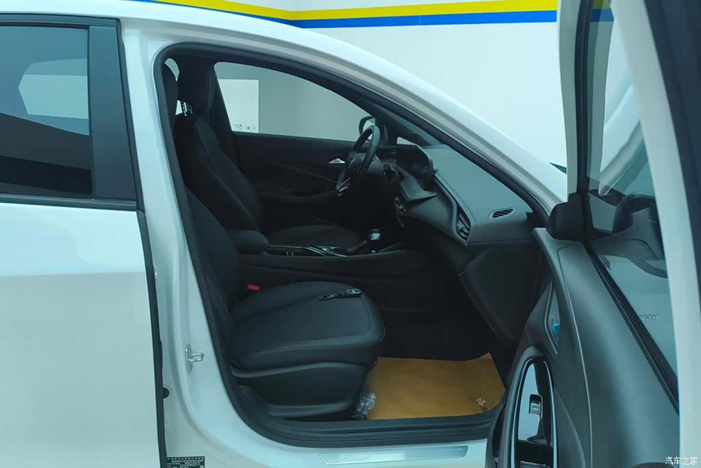 Buick Verano, 2024 8