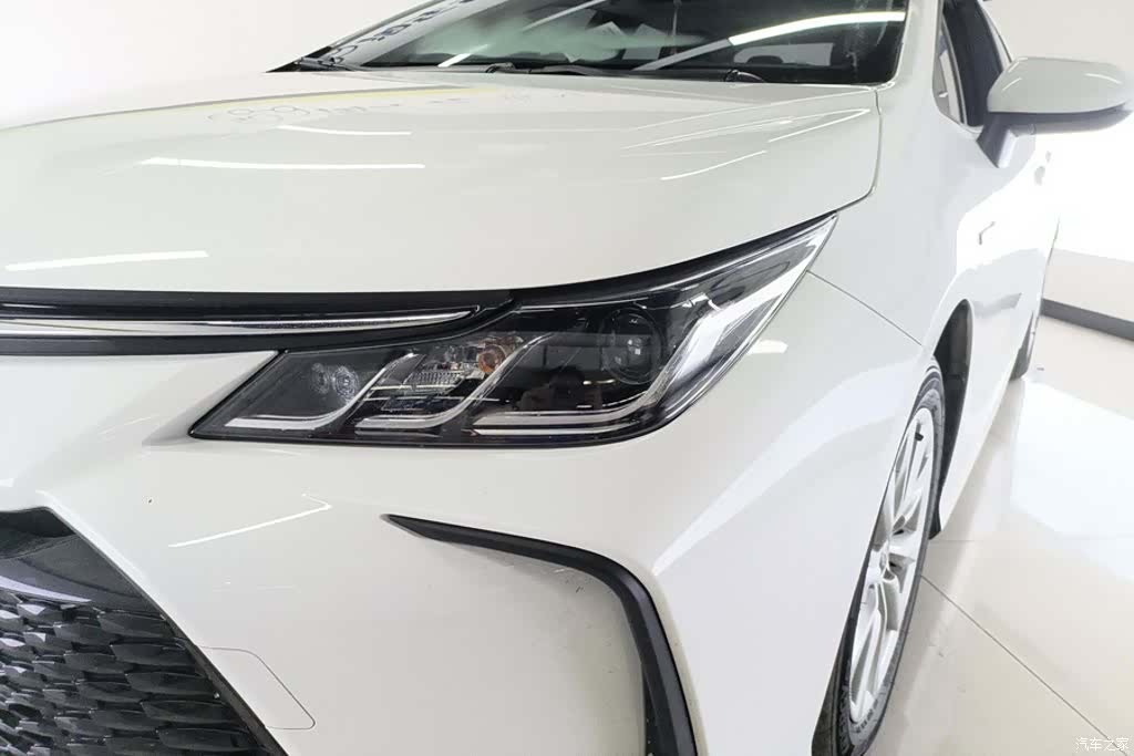 Toyota Corolla, 2024 все фото