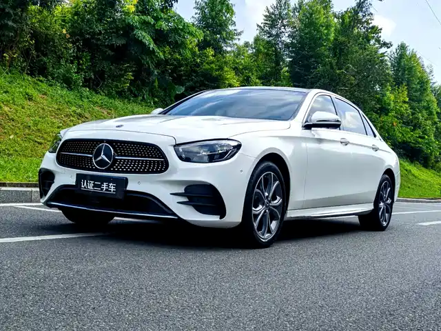 Mercedes-Benz E-Class 2021 — купить из Китая под заказ