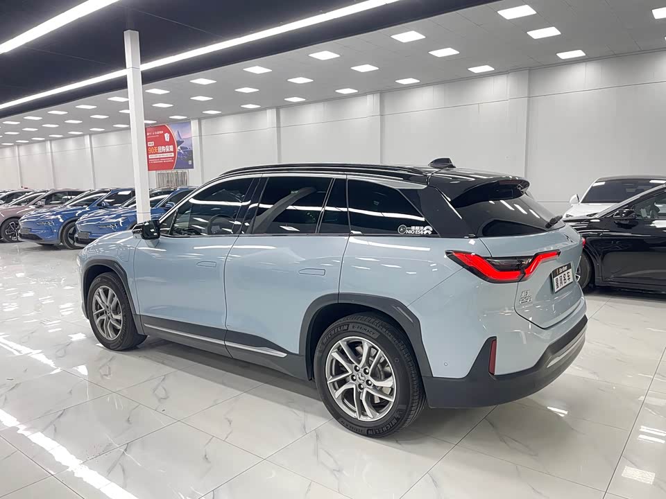 NIO ES6