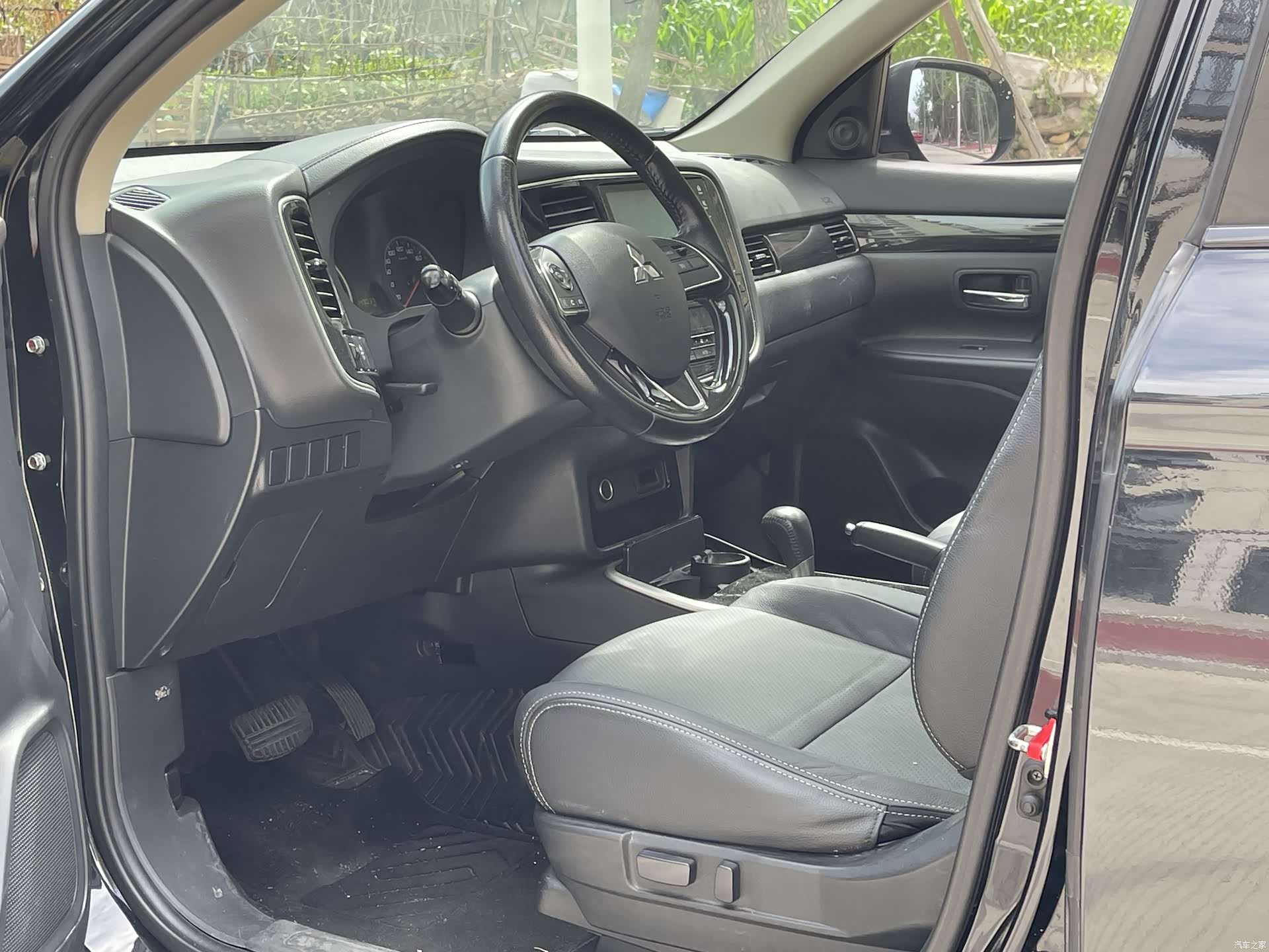 Mitsubishi Outlander, 2018 4