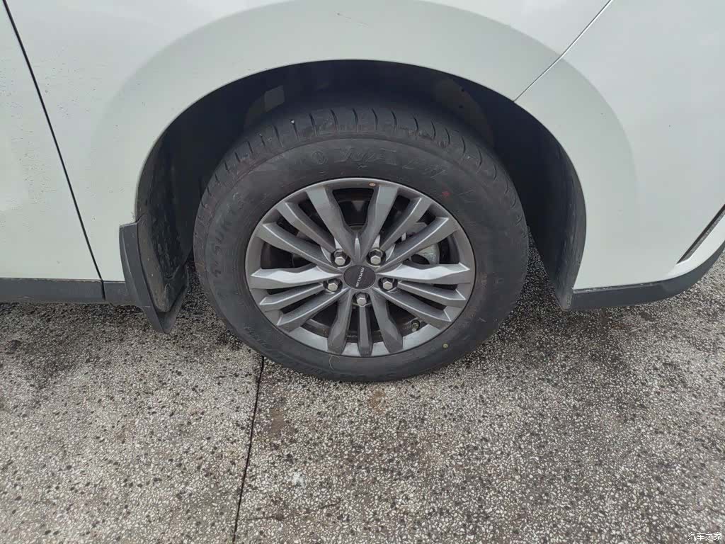 Maxus G50, 2024 26