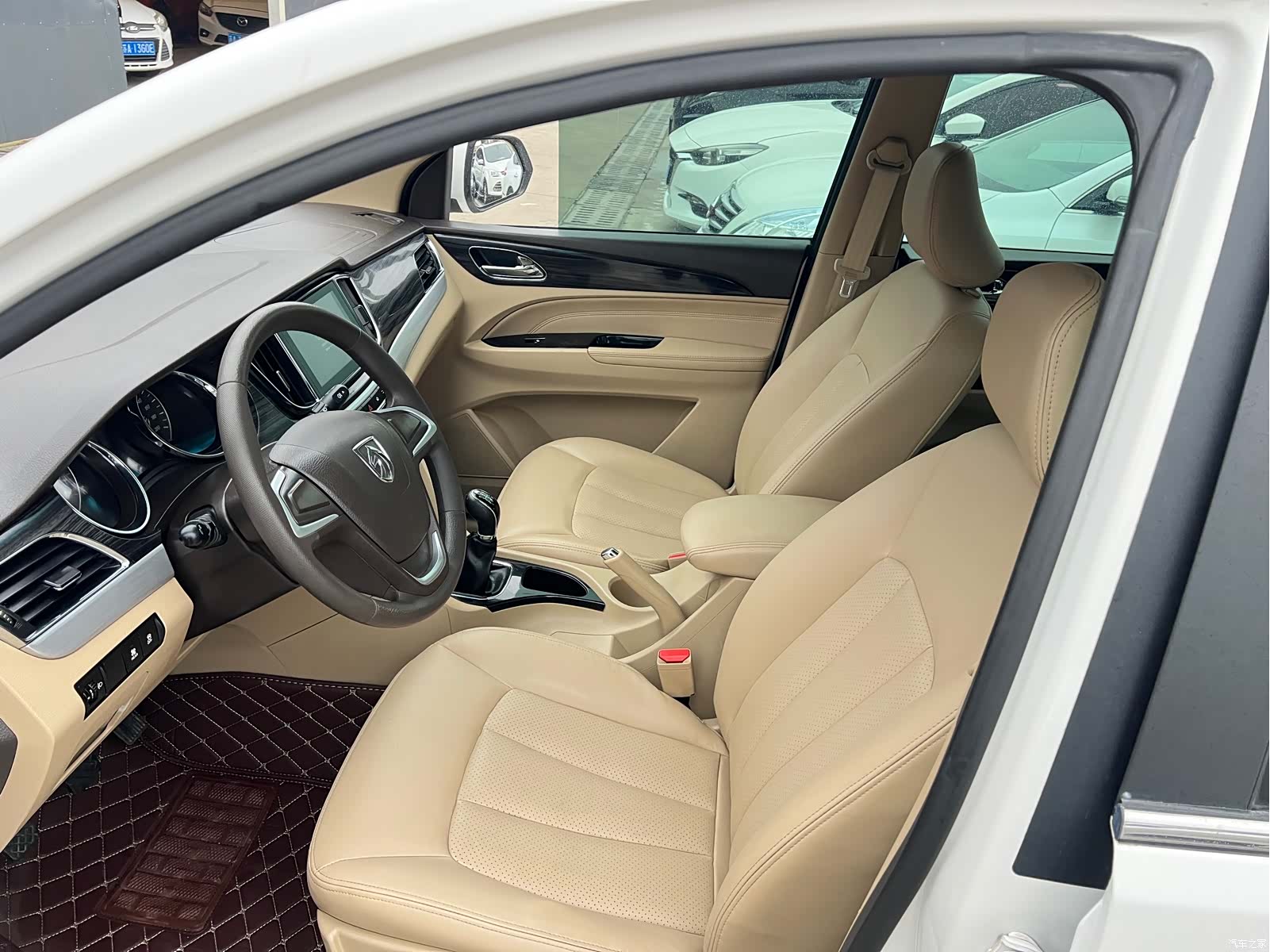 Wuling 730, 2018 11