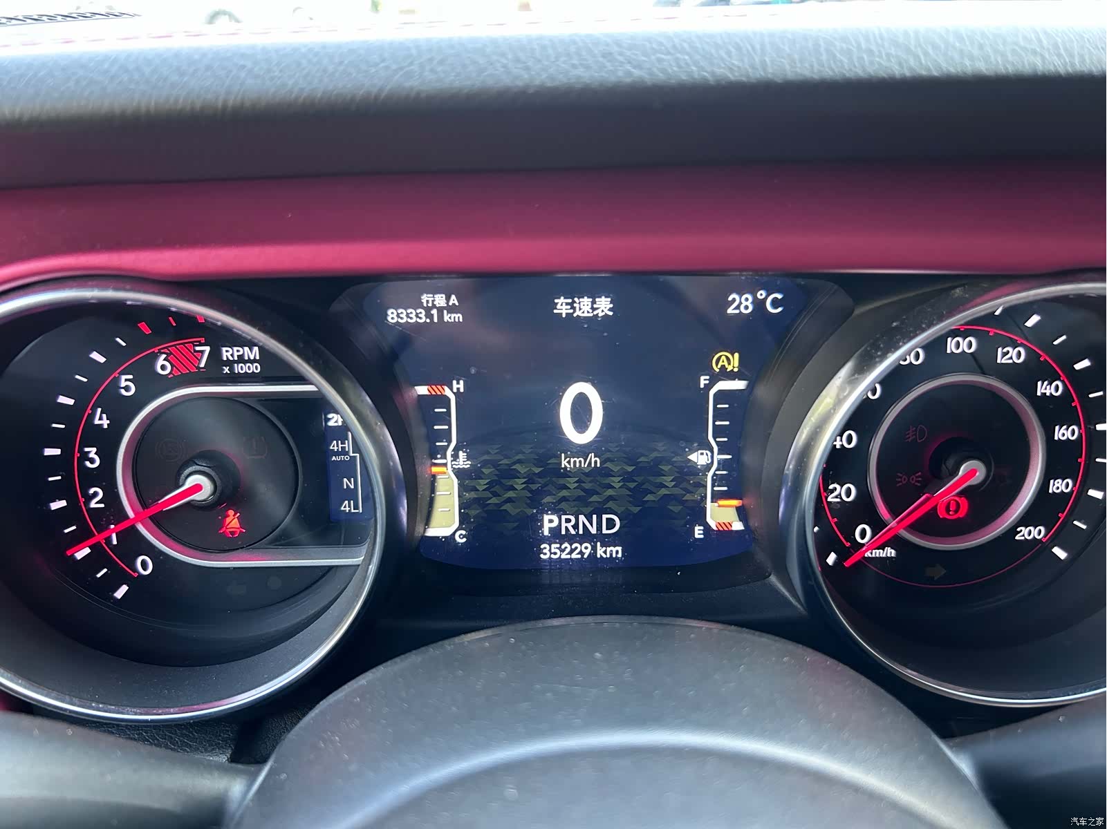Jeep Wrangler, 2021 13