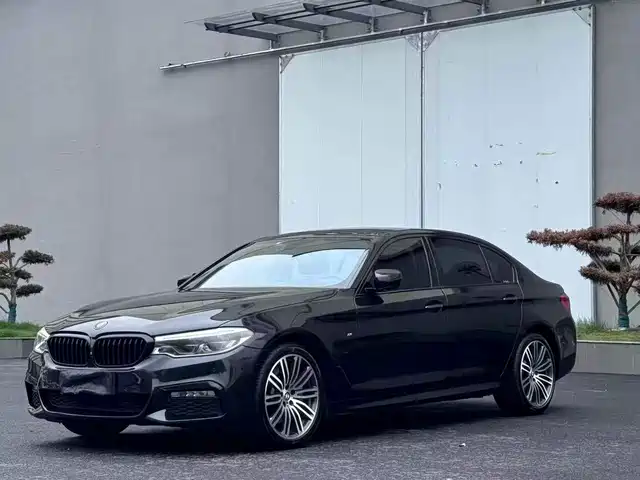 BMW 5 Series 2018 — купить из Китая под заказ