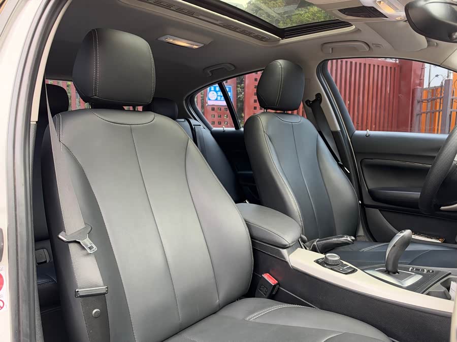 BMW 1 Series 2016, фото 8