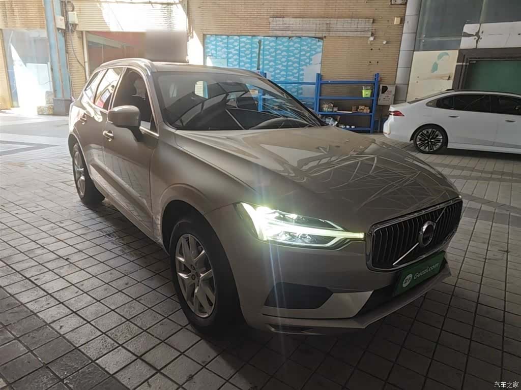 Volvo XC60, 2019 4